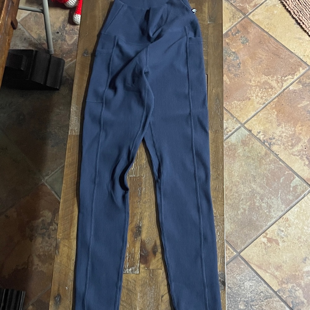 Born Primitive limitless legging w pockets Navy Ribbed High-Waist Leggings